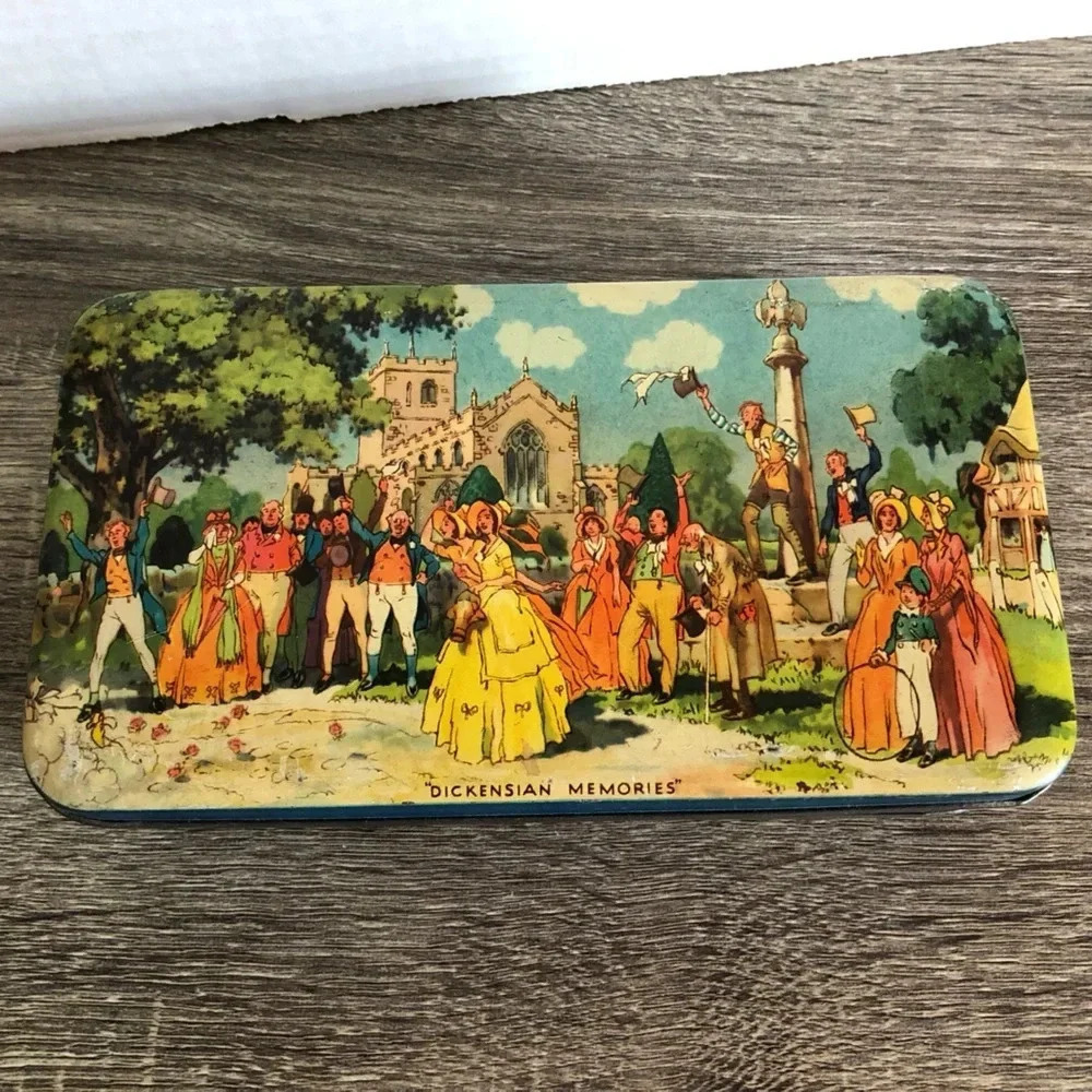 Vtg Candy Tin Dickensian Memories